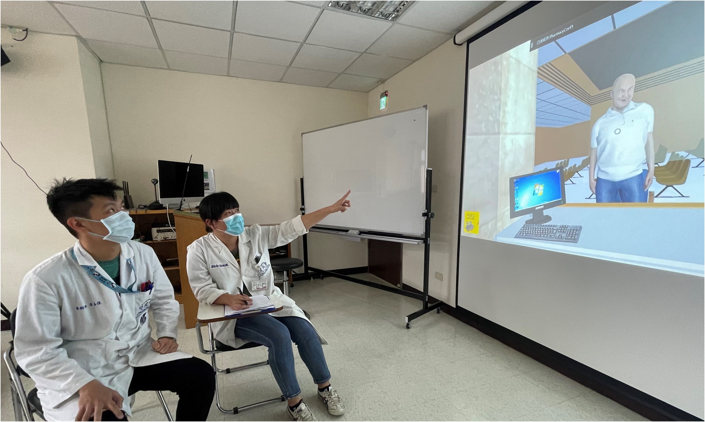 VR訓練後教師回饋
