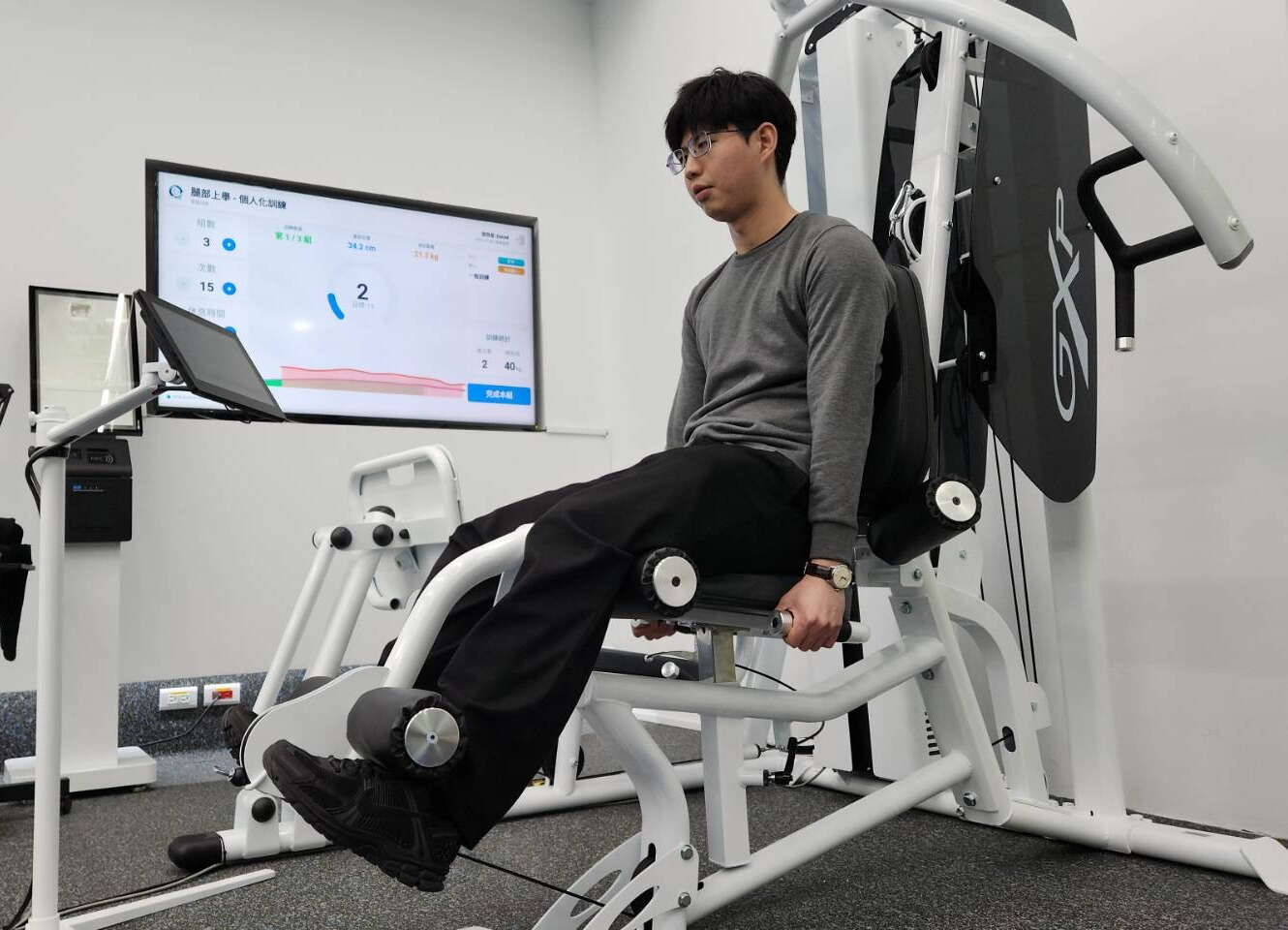 圖／明基三豐全新AI智慧復健整合系統（IQMR System），首波推出三大訓練模組，以客觀數據管理復健歷程