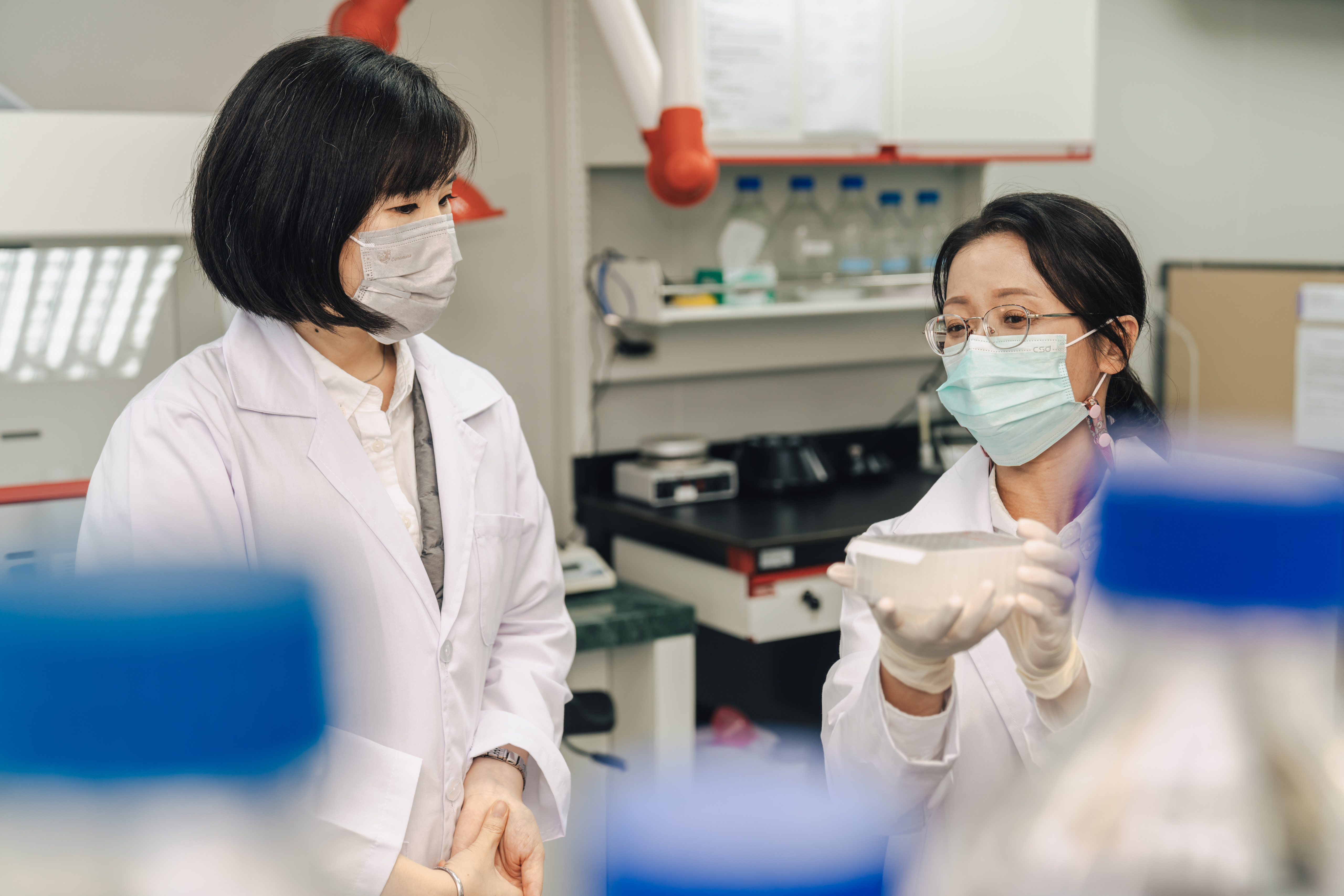 Research and Development Laboratory Discussion Scenario